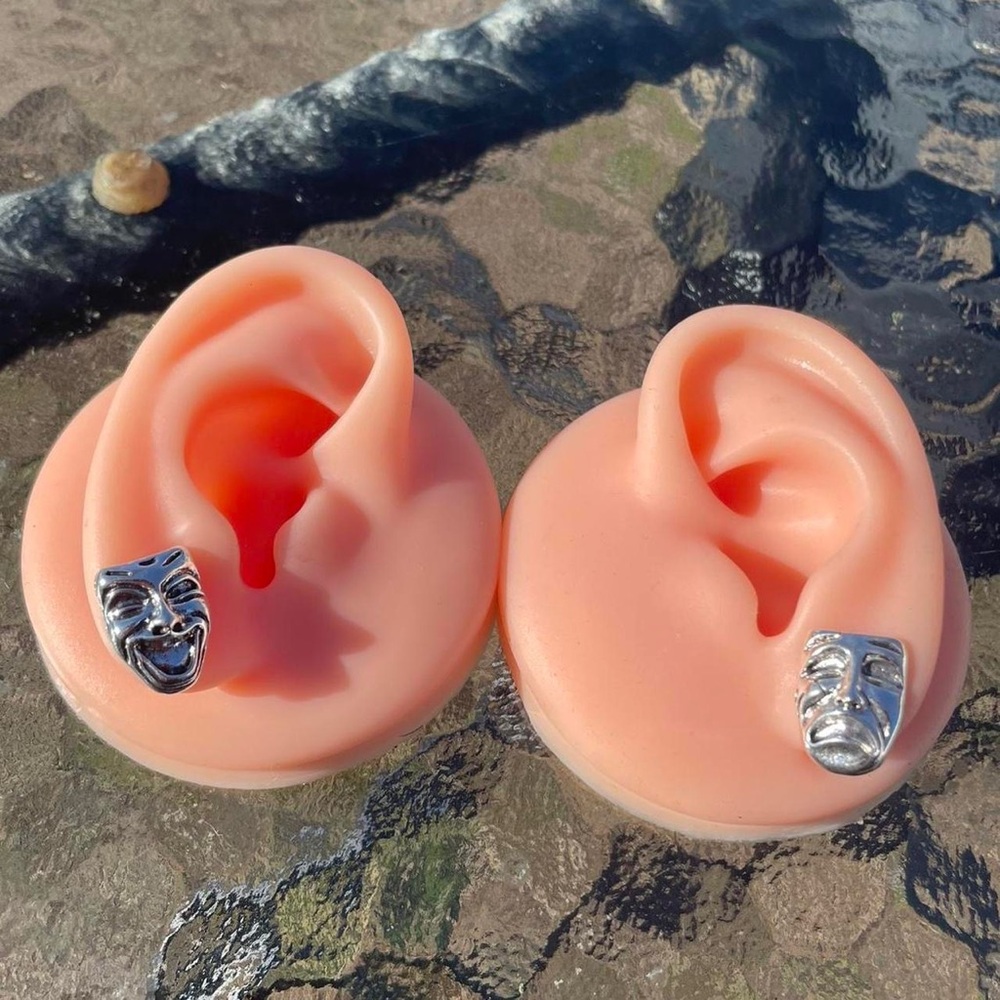 1 pair of vintage Punk gothic silver comedy tragedy mask studs earrings
